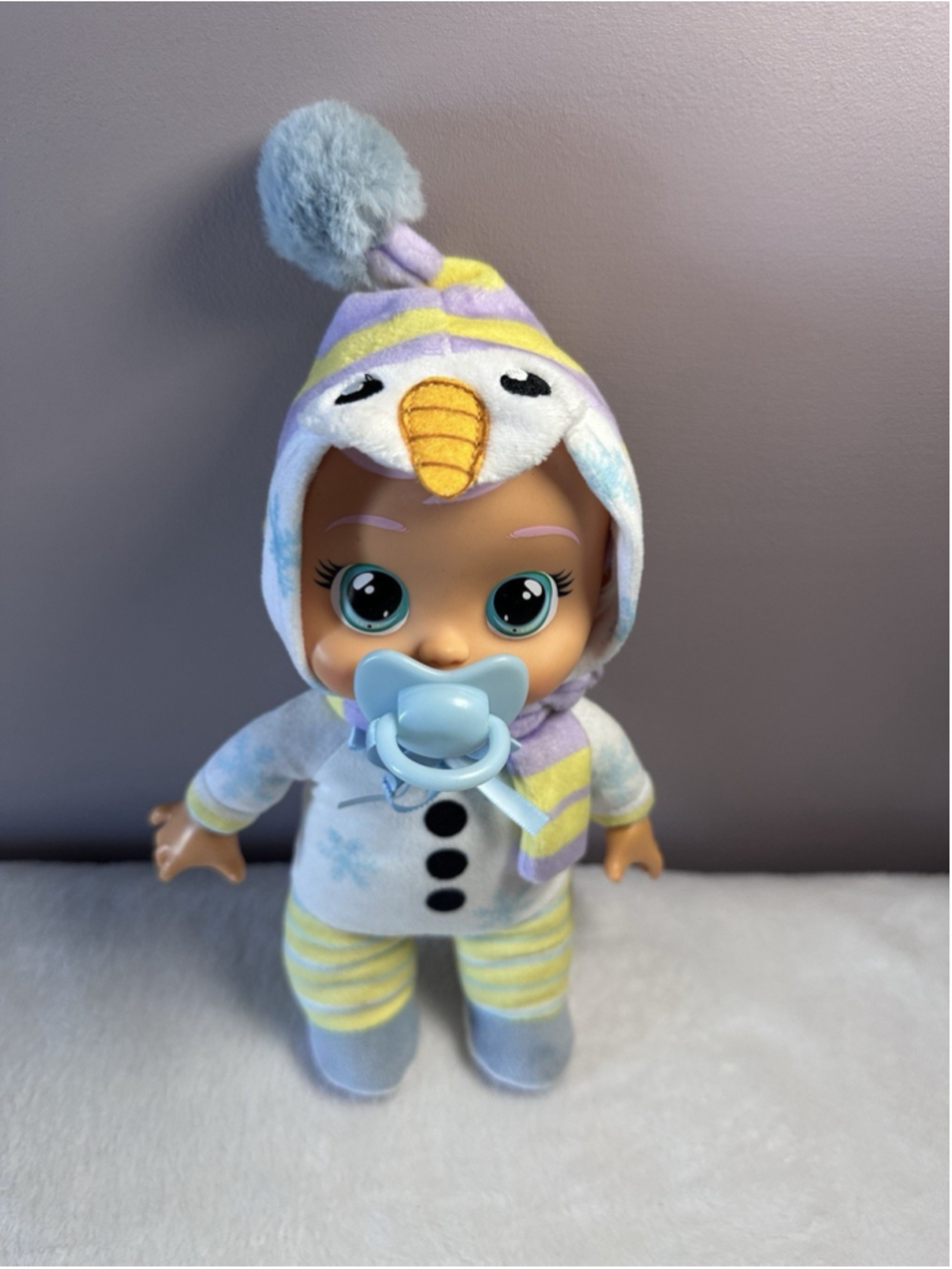 Cry Babies Tiny Cuddles Christmas Snowy Snowman Doll 9 Inch